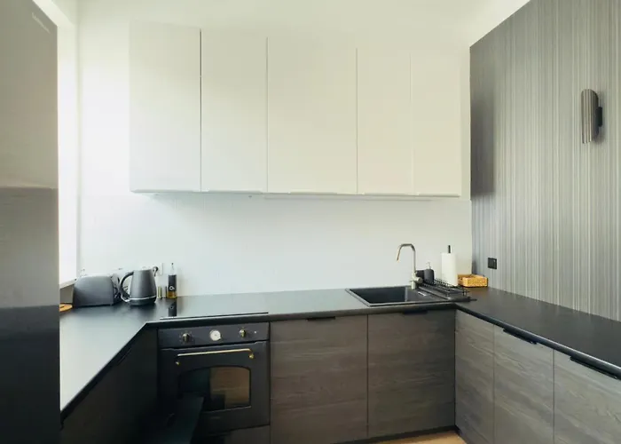 Apartament Warszawa *